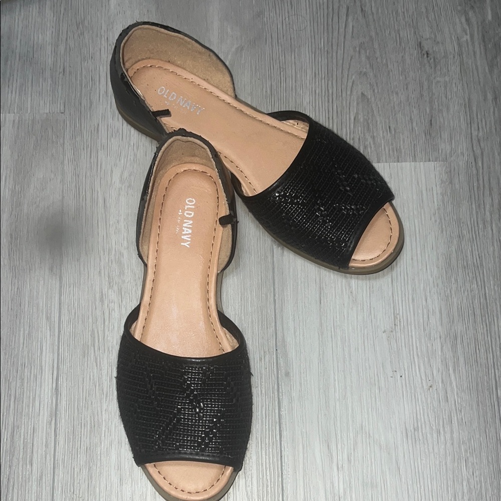 Old Navy Black Peep-Toe Flats